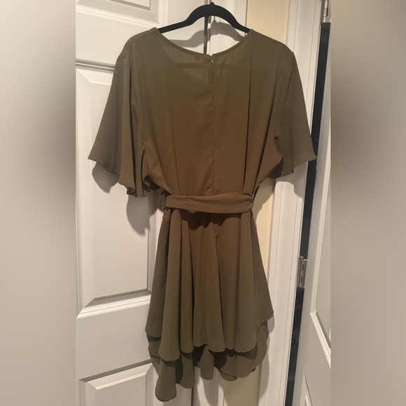 Olive Green Short Sleeve Dress - Picture 2 of 6